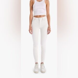 MOTHER THE LOOKER ANKLE STEP FRAY CREAM PUFF SIZE 25